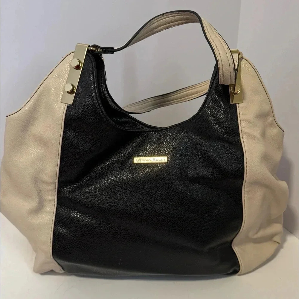 Gemma Rossi  pebble leather shoulder purse